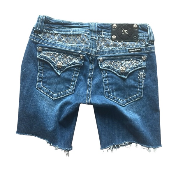 Miss Me Distressed Blue Jean Cutoff Shorts - Picture 4 of 10